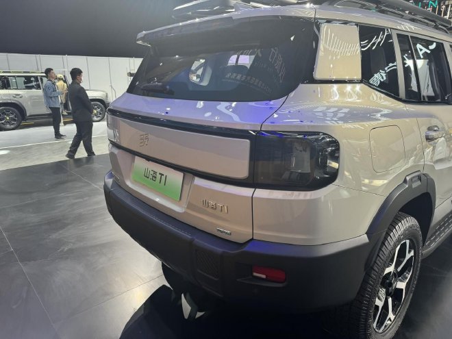 2024 Beijing Auto Show: Jietu all-in-one hybrid off-road products unveiled.