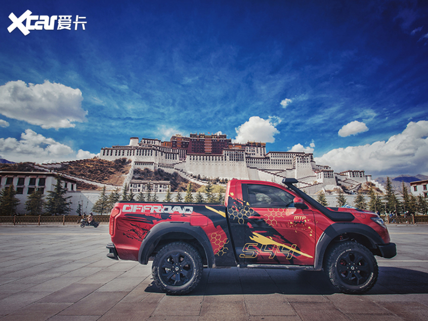 The Great Wall Artillery officially opened for pre-sale with a pre-sale price of 179,800 yuan.