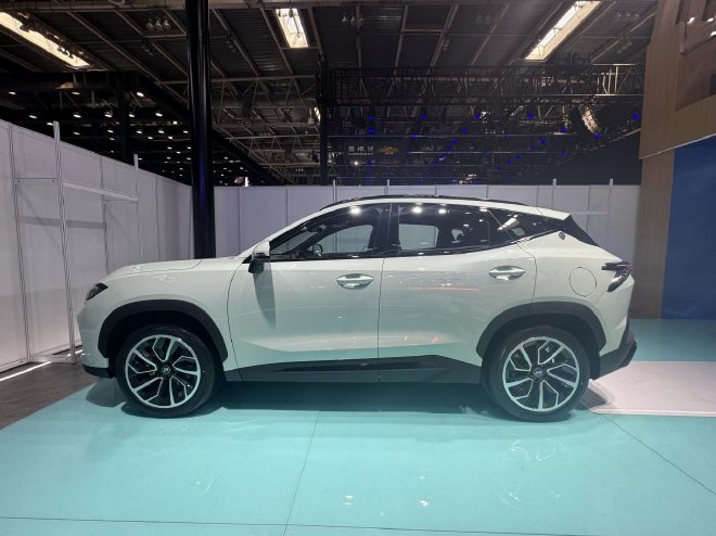 2024 Beijing Auto Show: Jietu all-in-one hybrid off-road products unveiled.